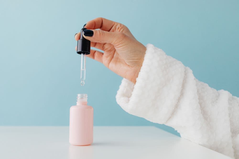 Dropper bottles for professional cosmetic formulations